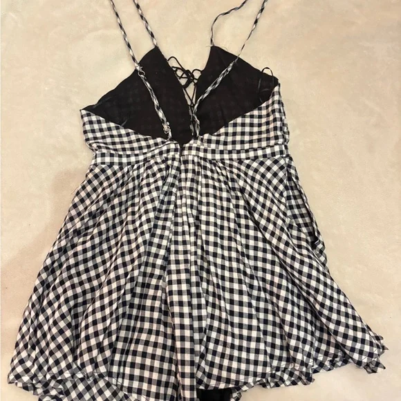 Lost Muse Romper - Picture 2 of 3